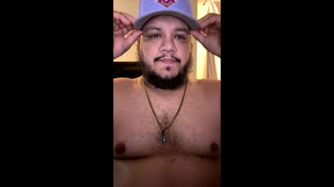 Uncut Stri8 Dad Horny online show from January 7, 2025, 6:14 pm