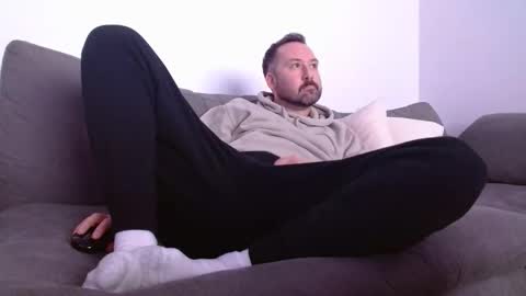 uncutslut69 online show from April 21, 2026, 1:42 am