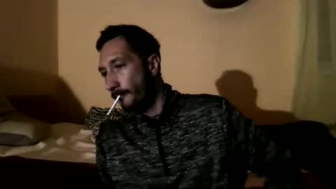 Snapshot of underguy19 chatting on October 12, 2025, 8:19 pm underguy19 online show from October 12, 2025, 8:19 pm