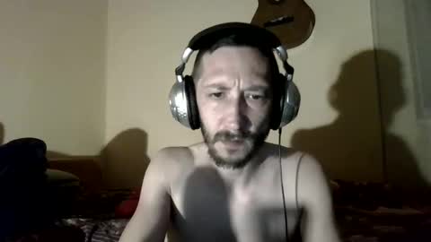 Snapshot of underguy19 chatting on March 25, 2026, 9:43 pm underguy19 online show from March 25, 2026, 9:43 pm