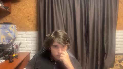 Snapshot of unholy_heat chatting on September 22, 2025, 8:22 pm Anri online show from September 22, 2025, 8:22 pm