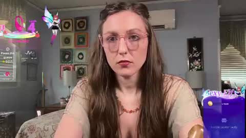 Lola Moonstone online show from June 22, 2026, 4:26 pm