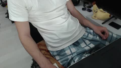 Snapshot of uniqueboy22 chatting on April 20, 2026, 5:48 pm uniqueboy22 online show from April 20, 2026, 5:48 pm