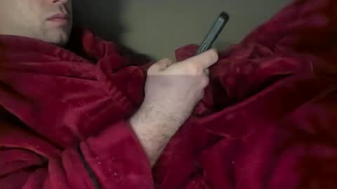 Snapshot of universalstudihoes chatting on January 18, 2025, 10:17 am universalstudihoes online show from January 18, 2025, 10:17 am