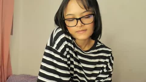 Snapshot of unu_nai chatting on March 9, 2025, 1:25 am new INSTA   online show from March 9, 2025, 1:25 am