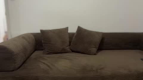 Stepbro online show from February 8, 2026, 10:35 pm