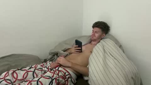 Stepbro online show from April 9, 2026, 6:19 am