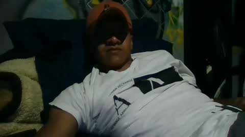 Snapshot of ur855224 chatting on September 16, 2025, 11:00 am EL CAMA online show from September 16, 2025, 11:00 am