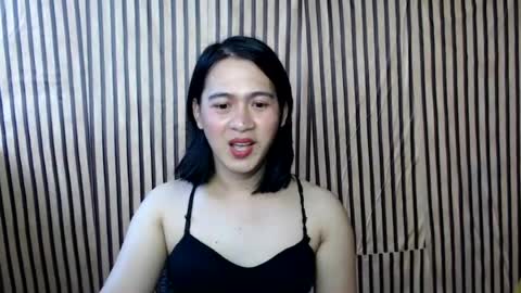 Snapshot of ur_asianpretty chatting on July 15, 2026, 1:44 am Aya online show from July 15, 2026, 1:44 am