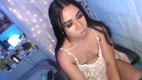 Snapshot of ur_hot_tommiexx chatting on April 22, 2026, 1:23 pm jennie online show from April 22, 2026, 1:23 pm