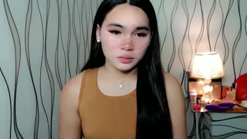 QUEENSY online show from November 2, 2025, 3:09 am