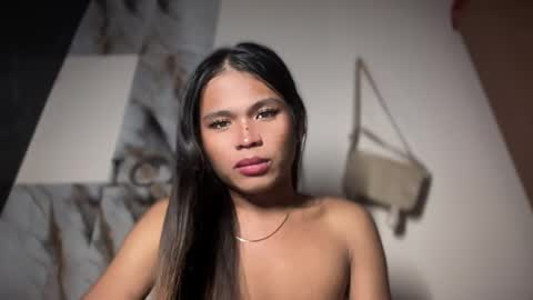 ur_new_obsession online show from May 13, 2026, 6:44 am