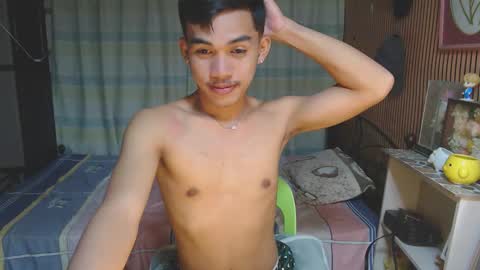 ur_shan21 online show from February 8, 2026, 4:43 pm