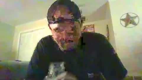 ur_zaddy4now online show from January 8, 2025, 5:05 am