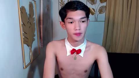 urasian_john20 online show from January 6, 2026, 11:25 am