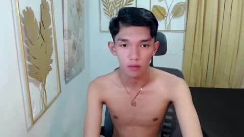 urasian_john20 online show from February 1, 2026, 3:54 pm
