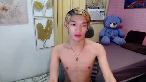 Snapshot of urasian_john20 chatting on May 27, 2026, 7:27 am urasian_john20 online show from May 27, 2026, 7:27 am