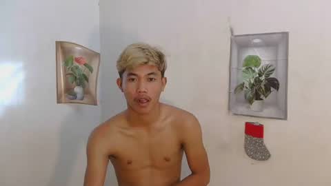 urasian_jomarie online show from March 24, 2026, 10:59 pm