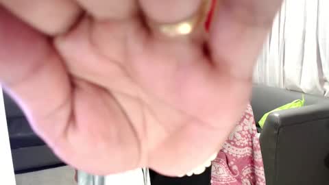 NEWRA  ALLISON online show from September 25, 2025, 2:26 am