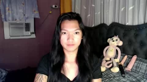 NEWRA  ALLISON online show from February 16, 2026, 12:29 am