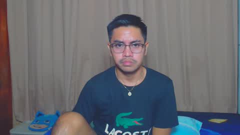 Snapshot of urasianversahunkxx chatting on February 27, 2025, 8:39 am johnzen online show from February 27, 2025, 8:39 am