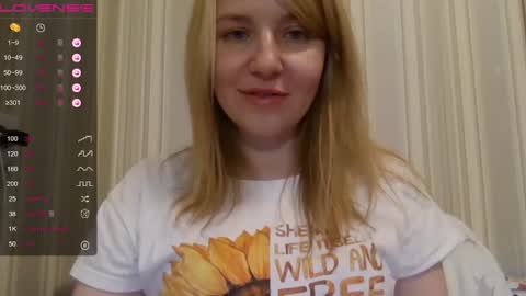 Snapshot of urbadkitty chatting on December 7, 2024, 4:58 pm urbadkitty online show from December 7, 2024, 4:58 pm