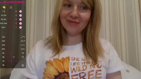 Snapshot of urbadkitty chatting on December 14, 2024, 4:31 pm urbadkitty online show from December 14, 2024, 4:31 pm