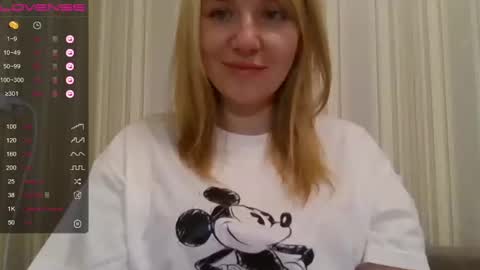 Snapshot of urbadkitty chatting on January 12, 2025, 11:17 am urbadkitty online show from January 12, 2025, 11:17 am