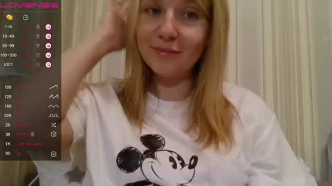 Snapshot of urbadkitty chatting on January 23, 2025, 1:13 pm urbadkitty online show from January 23, 2025, 1:13 pm