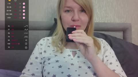 Snapshot of urbadkitty chatting on September 23, 2025, 7:11 am urbadkitty online show from September 23, 2025, 7:11 am