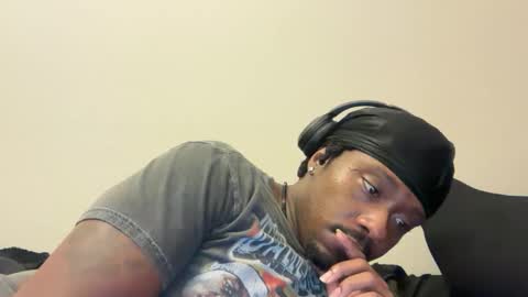 urbandick5 online show from December 1, 2025, 12:59 am