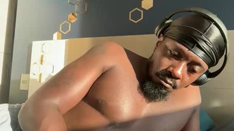 urbandick5 online show from April 17, 2026, 10:24 pm