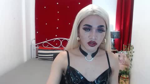 KENDALL online show from February 10, 2025, 6:35 pm