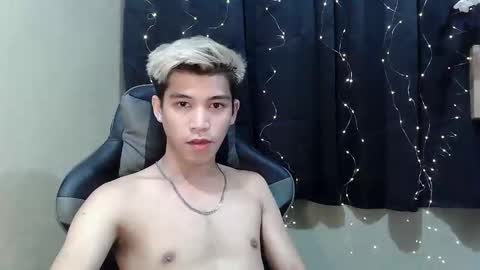 ASIANBBYBOY online show from September 20, 2025, 3:02 pm