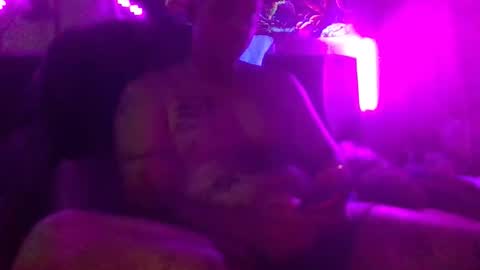 urdaddy875867 online show from April 29, 2026, 3:54 am