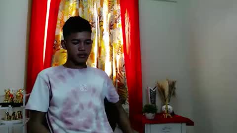 urdreamboy_clarin online show from December 19, 2025, 3:35 am