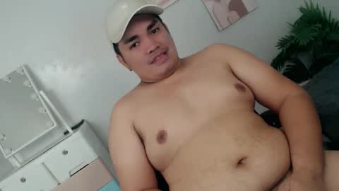 ure_fattytoy143 online show from February 20, 2026, 1:44 pm
