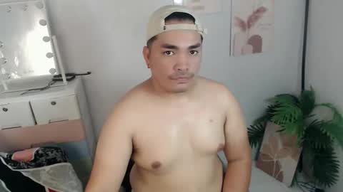 ure_fattytoy143 online show from April 6, 2026, 5:30 am