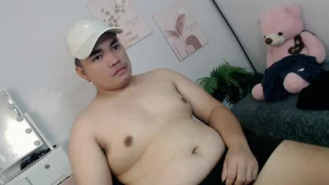 Snapshot of ure_fattytoy143 chatting on July 13, 2026, 4:26 am ure_fattytoy143 online show from July 13, 2026, 4:26 am