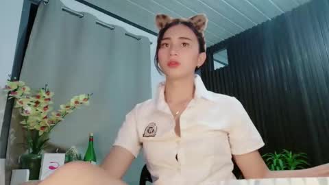 Snapshot of urfave_bbgirl chatting on February 4, 2026, 12:22 pm urfave_bbgirl online show from February 4, 2026, 12:22 pm