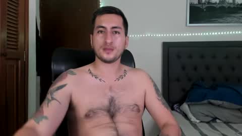 Snapshot of urfavoriteboy96 chatting on June 18, 2026, 2:23 am Andres Jordi online show from June 18, 2026, 2:23 am