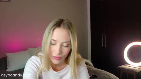 Snapshot of urgfshay chatting on September 26, 2025, 1:31 am Shay online show from September 26, 2025, 1:31 am