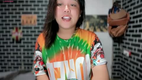 Dimple online show from June 3, 2026, 1:36 pm