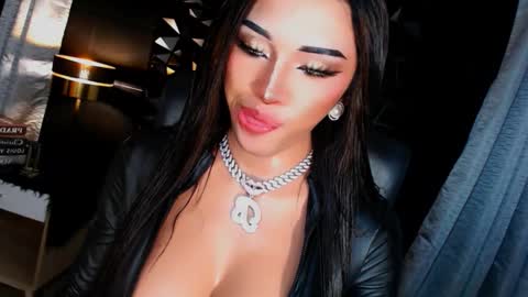 My bella 3 online show from October 8, 2025, 9:07 am