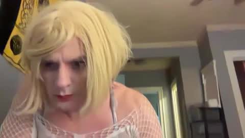 urgrlkandalee online show from September 29, 2025, 5:34 am