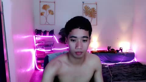 Snapshot of urguy_habibi chatting on December 20, 2025, 8:43 am Bib online show from December 20, 2025, 8:43 am