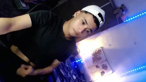 Snapshot of urguy_habibi chatting on February 13, 2026, 1:12 am Bib online show from February 13, 2026, 1:12 am