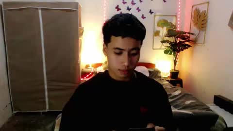 Snapshot of urguy_habibi chatting on February 23, 2026, 5:05 am Bib online show from February 23, 2026, 5:05 am