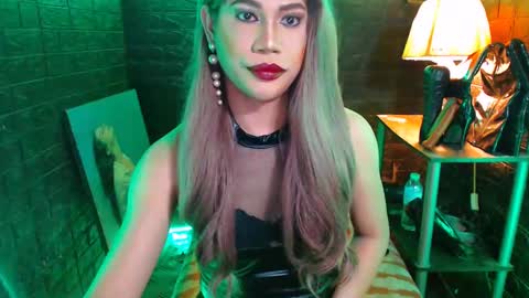 Snapshot of urhardcockqueenxxx chatting on December 20, 2024, 7:28 pm queen norelle online show from December 20, 2024, 7:28 pm