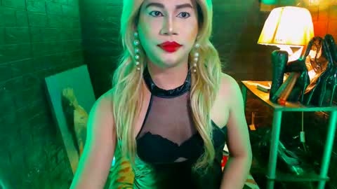 Snapshot of urhardcockqueenxxx chatting on January 2, 2025, 10:22 pm queen norelle online show from January 2, 2025, 10:22 pm